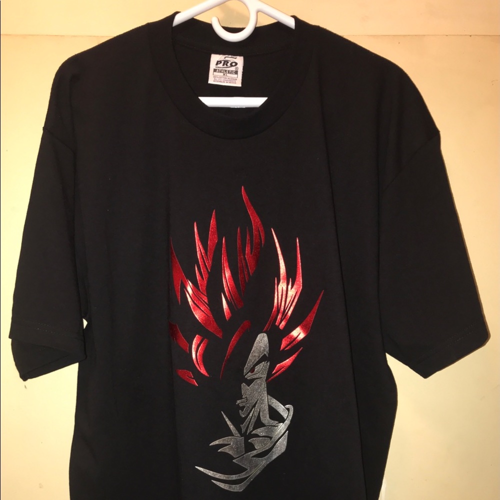 Goku Dragon ball z Tshirt used size: XL
